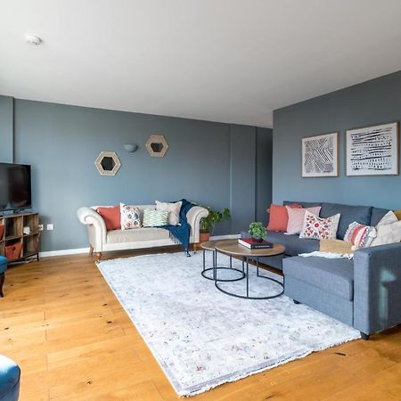 2 Bedroom Apartment With Park Views Shoreditch Londres Exterior foto
